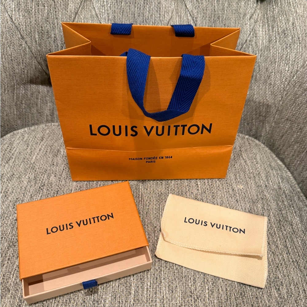 Louis Vuitton 🆕 Authentic Empty Box, Pouch & Bag - Picture 2 of 10